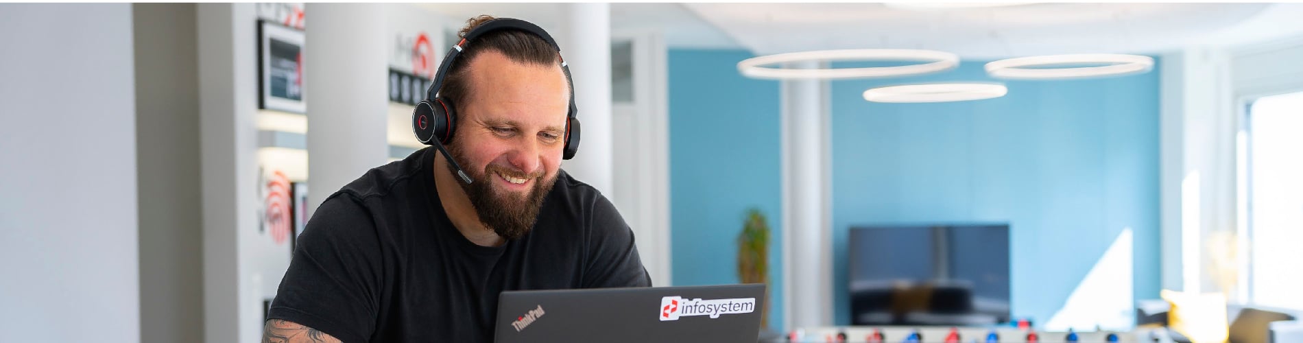 23infosystem.ch_Webheader_1900x500px_Kontakt_Tobi